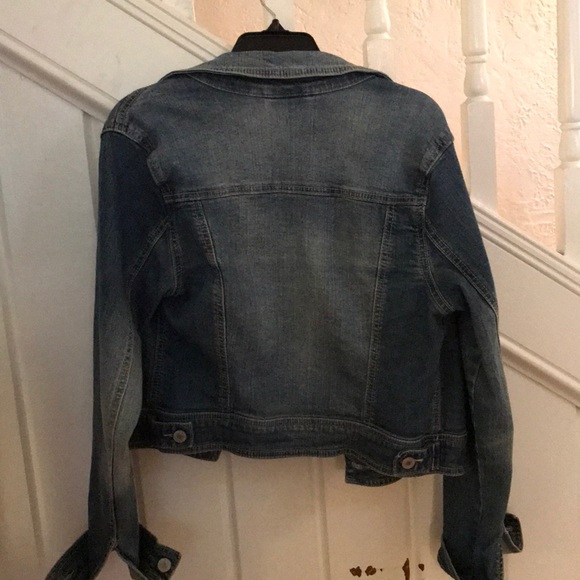 Classic jean jacket - Picture 3 of 3